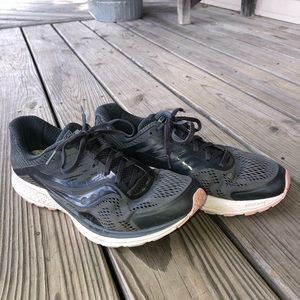 Saucony Ride 10’s - Women’s 11